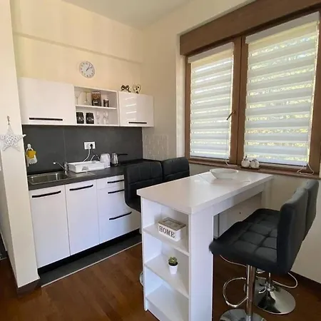 Aleks Apartman, Centar Lejlighed *